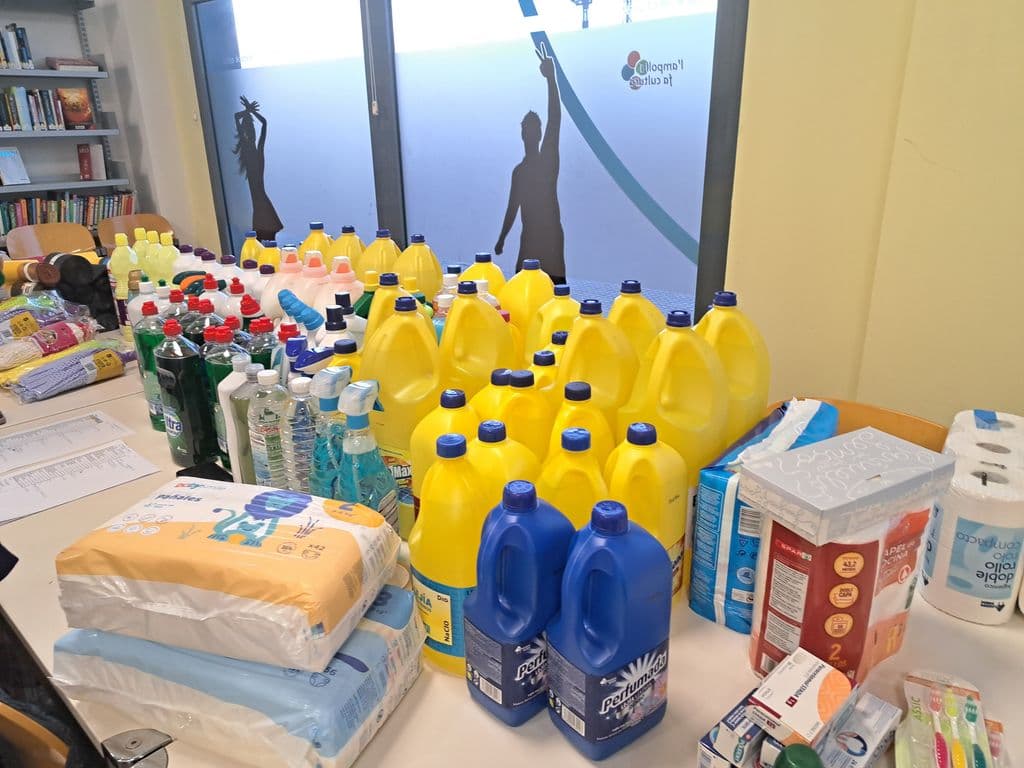 L'Ampolla recull més de 60 litres de productes de neteja i higiene personal i més de 30 quilos d'aliments bàsics per a les persones del País Valencià afectades per la DANA